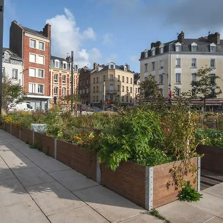 Danton Renaissance - F2 Renove - Equipe