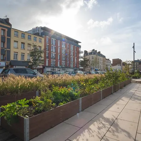 公寓 Danton Renaissance - F2 Renove - Equipe